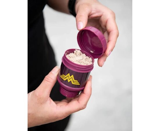 Контейнер спортивный SmartShake Whey2Go Funnel Pillbox 110ml DC Wonderwoman (80108201), изображение 2 Контейнер спортивный SmartShake Whey2Go Funnel Pillbox 110ml DC Wonderwoman (80108201), изображение 2