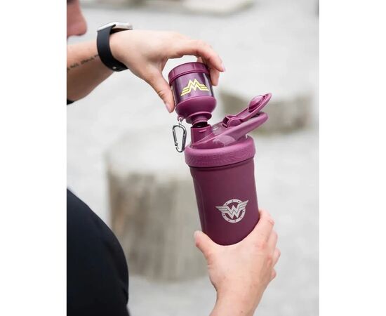 Контейнер спортивный SmartShake Whey2Go Funnel Pillbox 110ml DC Wonderwoman (80108201), изображение 3 Контейнер спортивный SmartShake Whey2Go Funnel Pillbox 110ml DC Wonderwoman (80108201), изображение 3