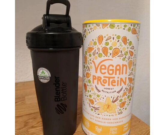 Шейкер спортивный BlenderBottle Classic Loop 28oz/820ml Black (Loop 28 Black), изображение 6 Шейкер спортивный BlenderBottle Classic Loop 28oz/820ml Black (Loop 28 Black), изображение 6