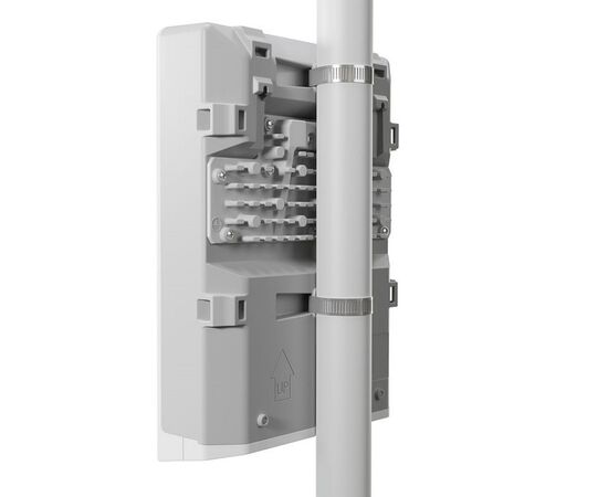 Коммутатор сетевой Mikrotik CRS318-16P-25+OUT, зображення 3 Коммутатор сетевой Mikrotik CRS318-16P-25+OUT, зображення 3