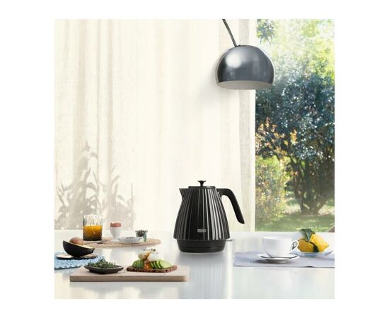Электрочайник DeLonghi KBD 2001 BK (KBD2001BK), изображение 5 Электрочайник DeLonghi KBD 2001 BK (KBD2001BK), изображение 5