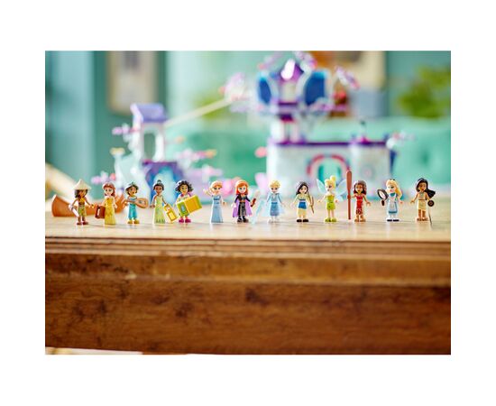 Конструктор LEGO Disney Очарованный домик на дереве 1016 деталей (43215), изображение 12 Конструктор LEGO Disney Очарованный домик на дереве 1016 деталей (43215), изображение 12