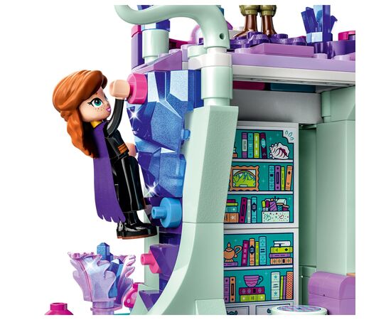 Конструктор LEGO Disney Очарованный домик на дереве 1016 деталей (43215), изображение 5 Конструктор LEGO Disney Очарованный домик на дереве 1016 деталей (43215), изображение 5