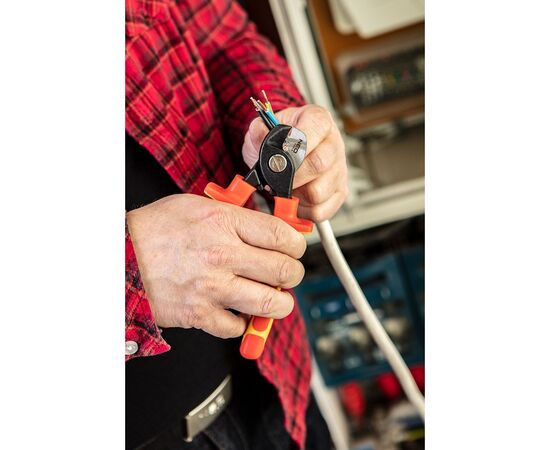 Кабелерез Neo Tools диэлектрический, 160 мм, 1000V, CrV (01-233), изображение 3 Кабелерез Neo Tools диэлектрический, 160 мм, 1000V, CrV (01-233), изображение 3