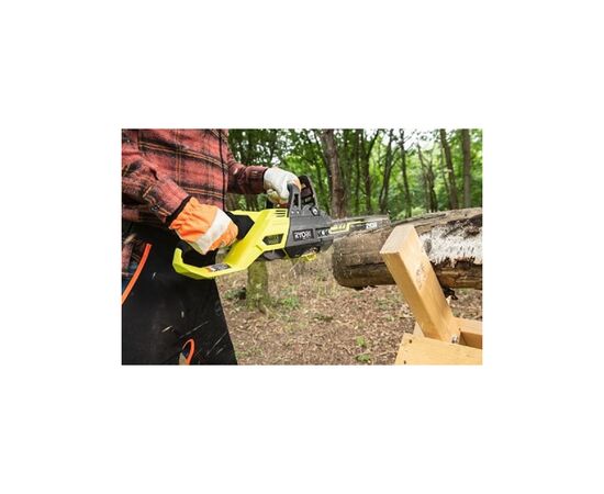 Цепная пила Ryobi RY36CSX40B-0, 36В MAX POWER, шина 40см Oregon (без АКБ та ЗП) (5133004898), изображение 2 Цепная пила Ryobi RY36CSX40B-0, 36В MAX POWER, шина 40см Oregon (без АКБ та ЗП) (5133004898), изображение 2