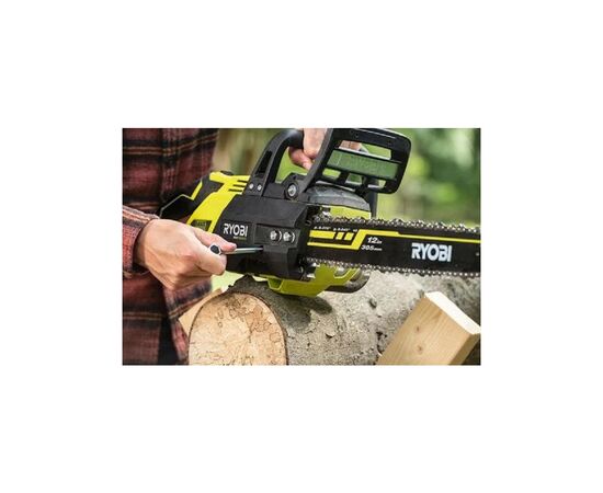 Цепная пила Ryobi RY36CSX40B-0, 36В MAX POWER, шина 40см Oregon (без АКБ та ЗП) (5133004898), изображение 4 Цепная пила Ryobi RY36CSX40B-0, 36В MAX POWER, шина 40см Oregon (без АКБ та ЗП) (5133004898), изображение 4