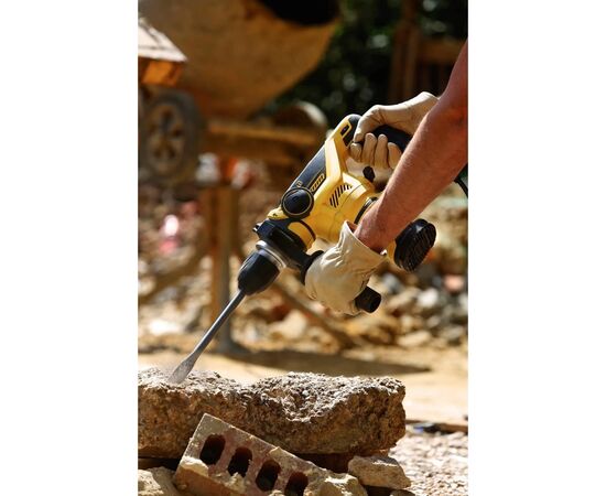 Перфоратор Stanley SDS-Plus, 1250 Вт, 3.5 Дж, 850 об/мин, кейс (FME1250K), изображение 4 Перфоратор Stanley SDS-Plus, 1250 Вт, 3.5 Дж, 850 об/мин, кейс (FME1250K), изображение 4