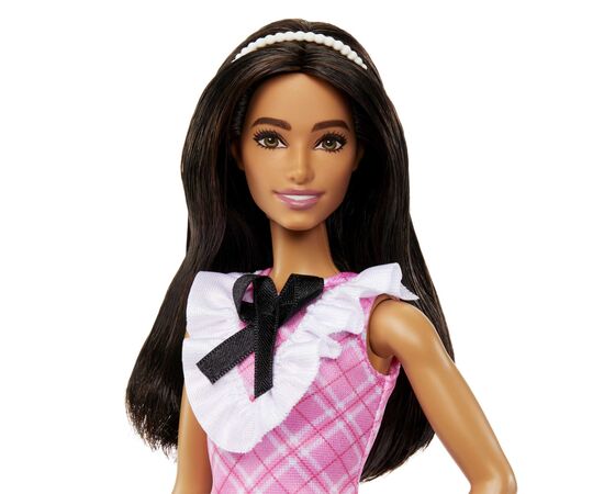 Кукла Barbie Fashionistas в розовом платье с жабо (HJT06), изображение 4 Кукла Barbie Fashionistas в розовом платье с жабо (HJT06), изображение 4