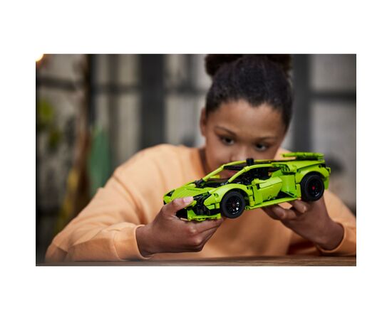 Конструктор LEGO Technic Lamborghini Huracan Tecnica 806 деталей (42161), изображение 8 Конструктор LEGO Technic Lamborghini Huracan Tecnica 806 деталей (42161), изображение 8