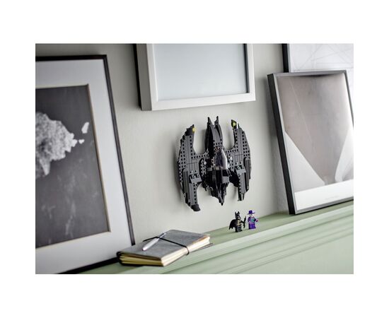 Конструктор LEGO DC Batman Бэтмолот: Бэтмен против Джокера 357 деталей (76265), изображение 9 Конструктор LEGO DC Batman Бэтмолот: Бэтмен против Джокера 357 деталей (76265), изображение 9