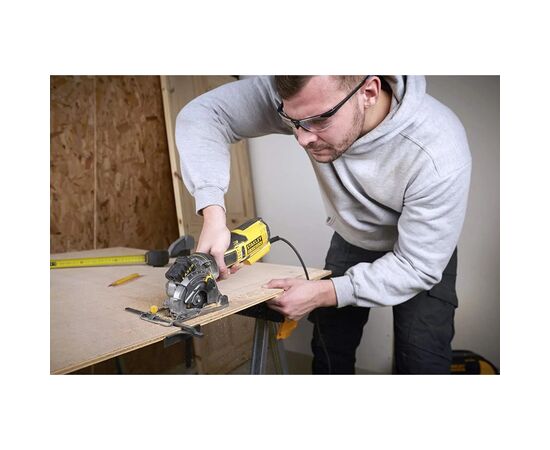Дискова пила Stanley FatMax, 650 Вт, 4500 об/хв, диск 89 мм, 2.1 кг, кейс (FME380K), зображення 4 Дискова пила Stanley FatMax, 650 Вт, 4500 об/хв, диск 89 мм, 2.1 кг, кейс (FME380K), зображення 4