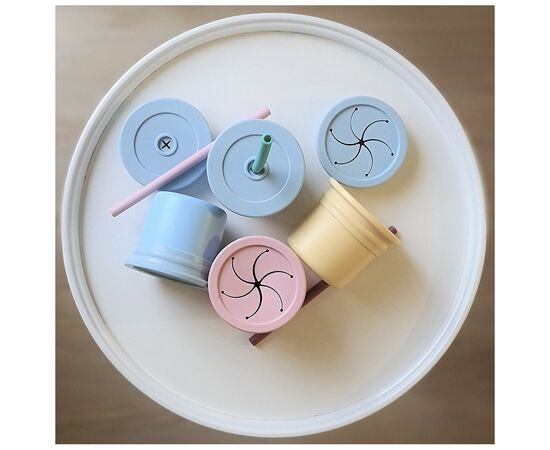 Поильник-непроливайка MinikOiOi Sip+Snack (Mellow Yellow/Powder Grey) (101100103), изображение 6 Поильник-непроливайка MinikOiOi Sip+Snack (Mellow Yellow/Powder Grey) (101100103), изображение 6