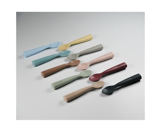 Набор детской посуды MinikOiOi Scooper - Pinky Pink силиконовая ложка (101140002), изображение 7 Набор детской посуды MinikOiOi Scooper - Pinky Pink силиконовая ложка (101140002), изображение 7