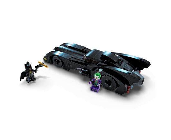 Конструктор LEGO DC Batman Бэтмобиль: Преследование. Бэтмен против Джокера (76224), изображение 3 Конструктор LEGO DC Batman Бэтмобиль: Преследование. Бэтмен против Джокера (76224), изображение 3