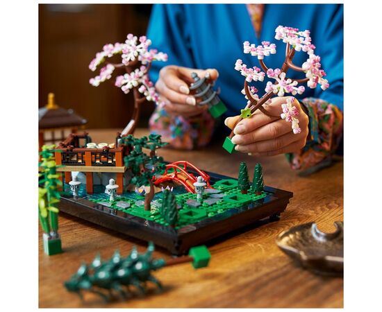 Конструктор LEGO Icons Тихий сад 1363 деталі (10315), зображення 8 Конструктор LEGO Icons Тихий сад 1363 деталі (10315), зображення 8