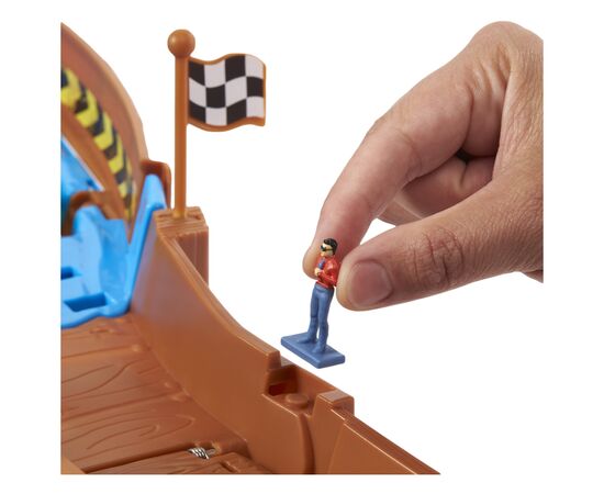 Автотрек Hot Wheels Гонки титанов серии Monster Trucks (HGV12), изображение 8 Автотрек Hot Wheels Гонки титанов серии Monster Trucks (HGV12), изображение 8