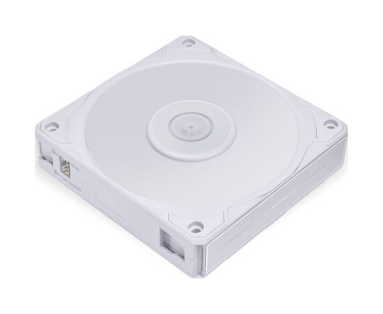 Кулер для корпуса Lian Li P28 Triple White (G99.12P283W.00), изображение 3 Кулер для корпуса Lian Li P28 Triple White (G99.12P283W.00), изображение 3