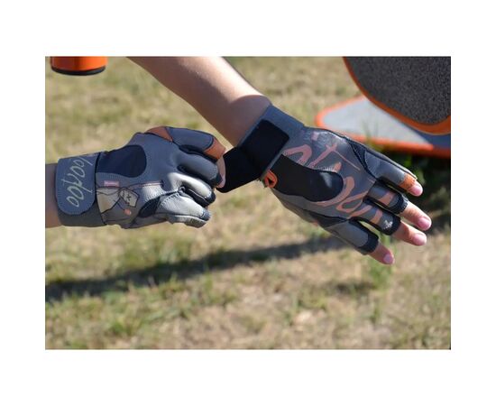 Перчатки для фитнеса MadMax MFG-921 Voodoo Light Grey/Orange M (MFG-921-ORG_M), изображение 10 Перчатки для фитнеса MadMax MFG-921 Voodoo Light Grey/Orange M (MFG-921-ORG_M), изображение 10