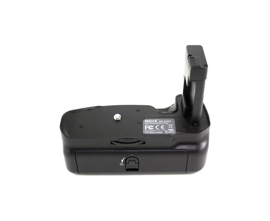 Батарейный блок Meike Nikon D5500 (DV00BG0052), изображение 3 Батарейный блок Meike Nikon D5500 (DV00BG0052), изображение 3