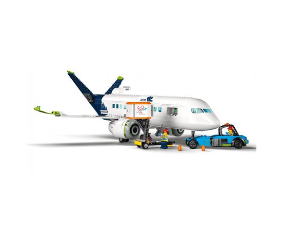 Конструктор LEGO City Пассажирский самолет 913 деталей (60367), изображение 7 Конструктор LEGO City Пассажирский самолет 913 деталей (60367), изображение 7