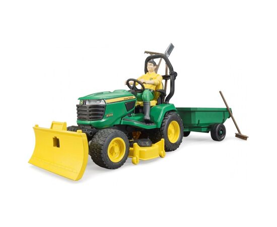 Спецтехника Bruder садовый трактор John Deere с прицепом и фигуркой садовода (62104)