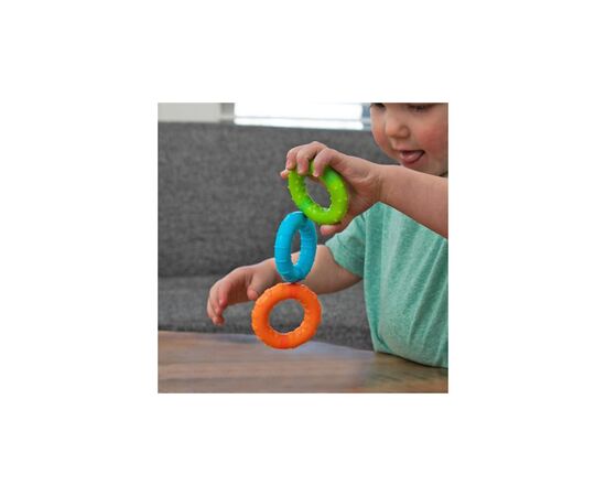 Развивающая игрушка Fat Brain Toys тактильная Магнитные кольца SillyRings 3 шт (F269ML), изображение 5 Развивающая игрушка Fat Brain Toys тактильная Магнитные кольца SillyRings 3 шт (F269ML), изображение 5