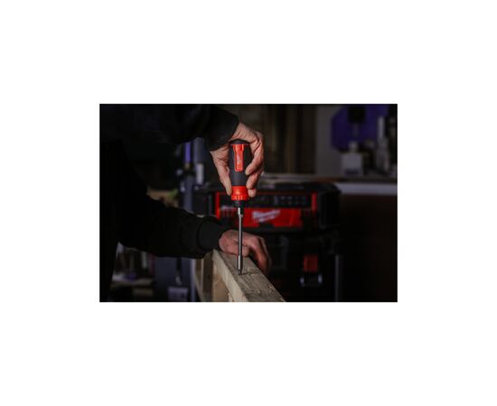 Отвертка Milwaukee со сменными вставками 27 в 1 (4932480583), изображение 5 Отвертка Milwaukee со сменными вставками 27 в 1 (4932480583), изображение 5