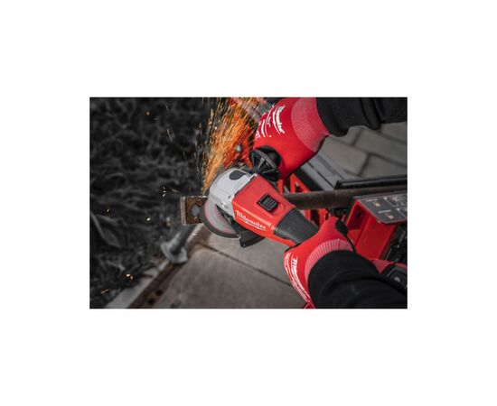 Шлифовальная машина Milwaukee M18 BLSAG125X-402X, 125мм, HD кейс (4933492644), изображение 6 Шлифовальная машина Milwaukee M18 BLSAG125X-402X, 125мм, HD кейс (4933492644), изображение 6