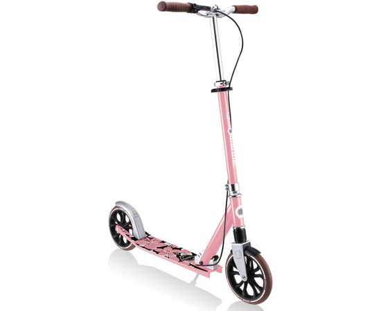 Самокат Globber NL205 Deluxe с ручным тормозом Пастельно-розовый (685-210), изображение 2 Самокат Globber NL205 Deluxe с ручным тормозом Пастельно-розовый (685-210), изображение 2