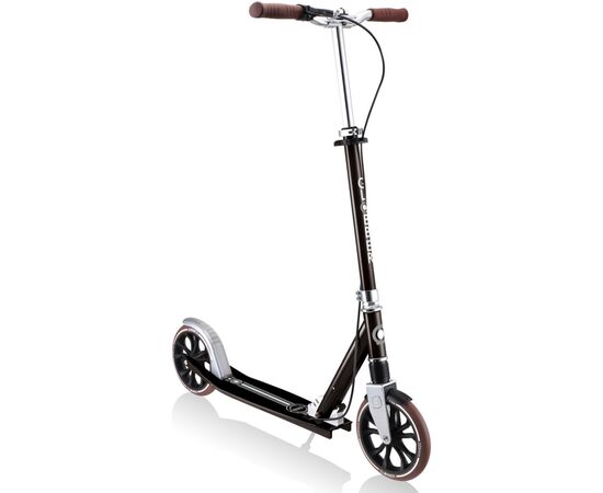 Самокат Globber NL205 Deluxe з ручним гальмом Чорний (685-120), зображення 2 Самокат Globber NL205 Deluxe з ручним гальмом Чорний (685-120), зображення 2