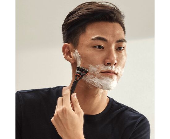 Сменные кассеты Gillette Fusion5 4 шт. (7702018874460/7702018866984), изображение 5 Сменные кассеты Gillette Fusion5 4 шт. (7702018874460/7702018866984), изображение 5