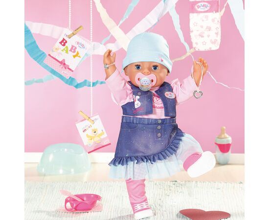 Пупс Zapf Baby Born - Джинсовый стиль крошки (836385), изображение 7 Пупс Zapf Baby Born - Джинсовый стиль крошки (836385), изображение 7