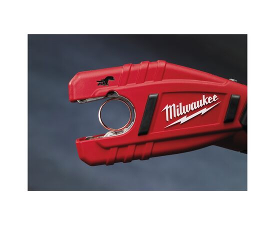 Труборез Milwaukee для медных труб аккумуляторный, C12 PC-0 (без АКБ и ЗУ) (4933411920), изображение 6 Труборез Milwaukee для медных труб аккумуляторный, C12 PC-0 (без АКБ и ЗУ) (4933411920), изображение 6