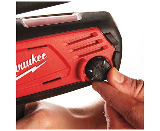 Пистолет для герметика Milwaukee C18 PCG/310C-201В, 310мл, 2Ah (4933441310), изображение 3 Пистолет для герметика Milwaukee C18 PCG/310C-201В, 310мл, 2Ah (4933441310), изображение 3