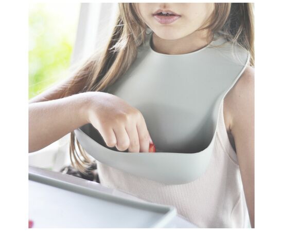 Слюнявчик MinikOiOi Basics-Bib силіконовий 100 (Bubble Beige) (101020057), изображение 3 Слюнявчик MinikOiOi Basics-Bib силіконовий 100 (Bubble Beige) (101020057), изображение 3