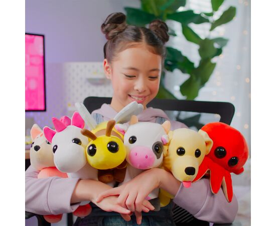 Мягкая игрушка Adopt Me! S1 – Коровка (AME0007), изображение 8 Мягкая игрушка Adopt Me! S1 – Коровка (AME0007), изображение 8