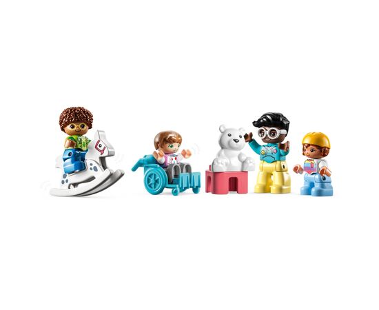 Конструктор LEGO DUPLO Будні в дитячому садку 67 деталей (10992), зображення 3 Конструктор LEGO DUPLO Будні в дитячому садку 67 деталей (10992), зображення 3