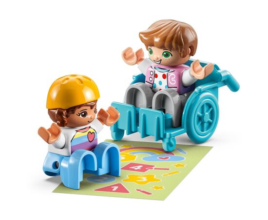 Конструктор LEGO DUPLO Будні в дитячому садку 67 деталей (10992), зображення 5 Конструктор LEGO DUPLO Будні в дитячому садку 67 деталей (10992), зображення 5