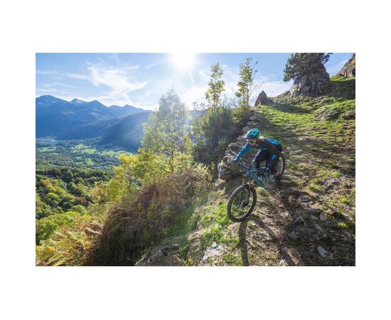 Шлем Urge AllTrail Бірюзовий L/XL 59-63 см (UBP21653L), изображение 4 Шлем Urge AllTrail Бірюзовий L/XL 59-63 см (UBP21653L), изображение 4