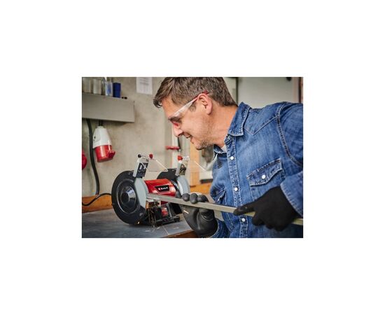 Точильный станок Einhell TC-BG 150, 150Вт, круг 150х16мм, 2980об/мин (4412632), изображение 2 Точильный станок Einhell TC-BG 150, 150Вт, круг 150х16мм, 2980об/мин (4412632), изображение 2