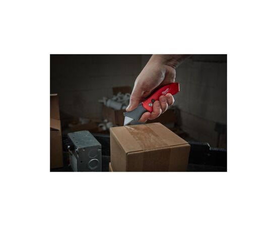 Ніж монтажний Milwaukee FASTBACK Compact викидний багатофункціональний (4932471356), зображення 4 Ніж монтажний Milwaukee FASTBACK Compact викидний багатофункціональний (4932471356), зображення 4