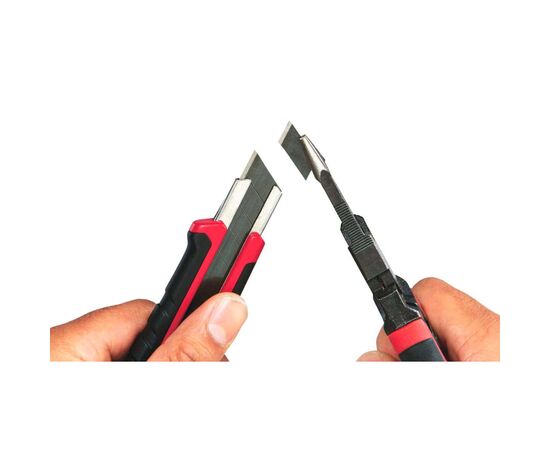 Нож монтажный Milwaukee выдвижной HEAVY DUTY, 25мм (48221962), изображение 5 Нож монтажный Milwaukee выдвижной HEAVY DUTY, 25мм (48221962), изображение 5