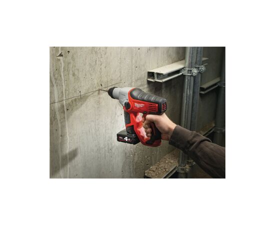 Перфоратор Milwaukee SDS-PLUS, M12 H-0, 0,9Дж (без АКБ и ЗУ) (4933431355), изображение 8 Перфоратор Milwaukee SDS-PLUS, M12 H-0, 0,9Дж (без АКБ и ЗУ) (4933431355), изображение 8