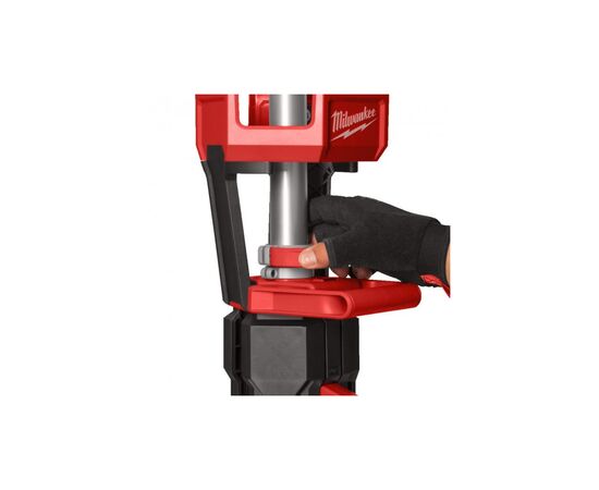 Прожектор Milwaukee TRUEVIEW 2800 лм M18 SAL2-5, 2x5Ah, сумка (4933492903), изображение 7 Прожектор Milwaukee TRUEVIEW 2800 лм M18 SAL2-5, 2x5Ah, сумка (4933492903), изображение 7