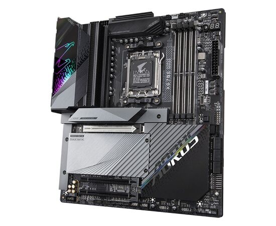 Материнская плата GIGABYTE X670E AORUS MASTER, изображение 3 Материнская плата GIGABYTE X670E AORUS MASTER, изображение 3