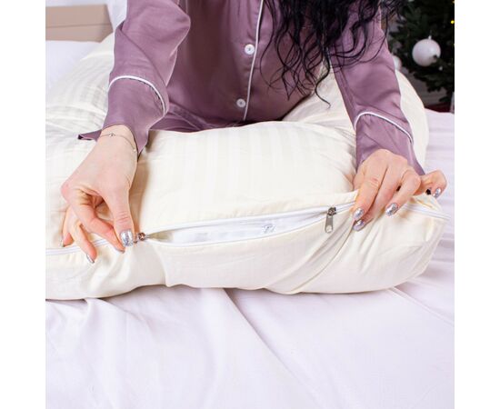 Подушка MirSon для беременных и отдыха Satin Stripe №8025 U-образная Soft Yellow (2200006178637), изображение 8 Подушка MirSon для беременных и отдыха Satin Stripe №8025 U-образная Soft Yellow (2200006178637), изображение 8