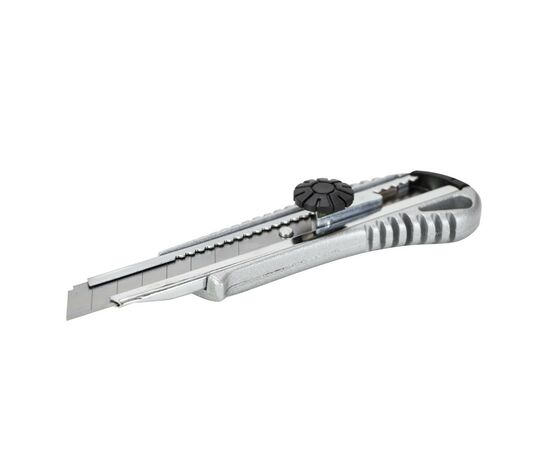 Нож монтажный Sigma металлический корпус, лезвие 18мм, винтовой замок (8211031), изображение 3 Нож монтажный Sigma металлический корпус, лезвие 18мм, винтовой замок (8211031), изображение 3