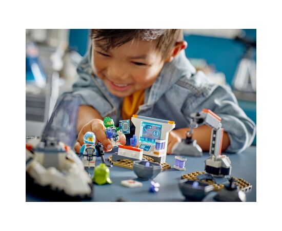 Конструктор LEGO City Космический корабль и исследование астероида 126 деталей (60429), изображение 9
