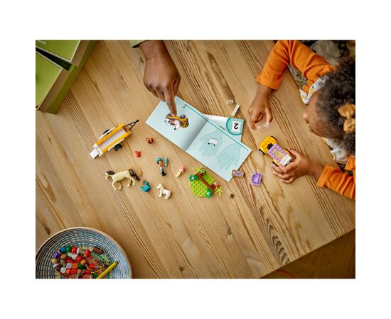 Конструктор LEGO Friends Прицеп для лошади и пони 105 деталей (42634), изображение 6 Конструктор LEGO Friends Прицеп для лошади и пони 105 деталей (42634), изображение 6