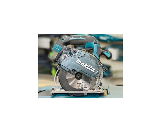 Дисковая пила Makita по металу LXT, 18V, 150мм (без АКБ и ЗУ) (DCS553Z), изображение 2 Дисковая пила Makita по металу LXT, 18V, 150мм (без АКБ и ЗУ) (DCS553Z), изображение 2